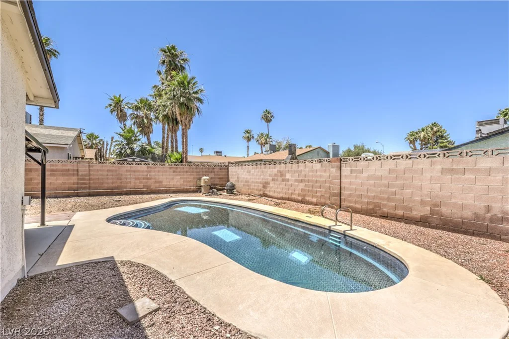 4370 Lariat, Las Vegas, NV 89121