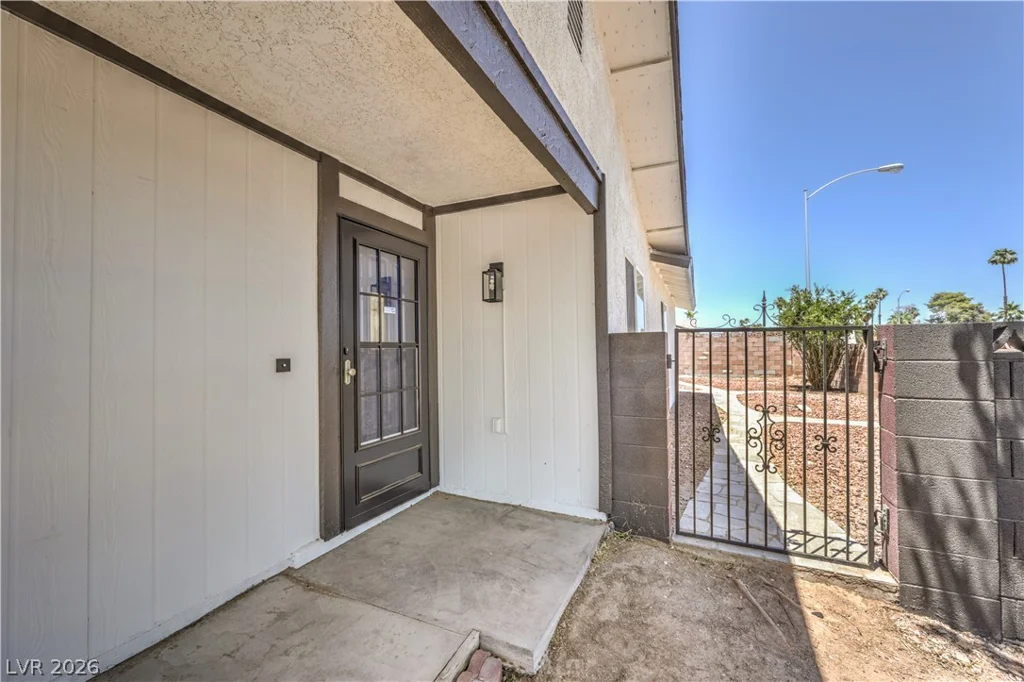 4370 Lariat, Las Vegas, NV 89121
