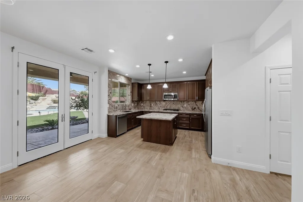 5301 Fairbranch, Las Vegas, NV 89135