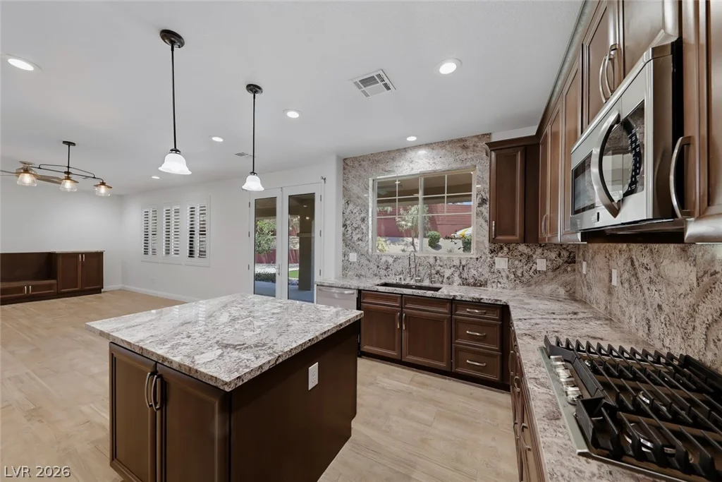 5301 Fairbranch, Las Vegas, NV 89135