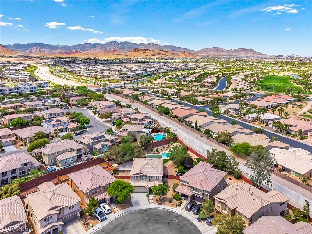 5301 Fairbranch, Las Vegas, NV 89135