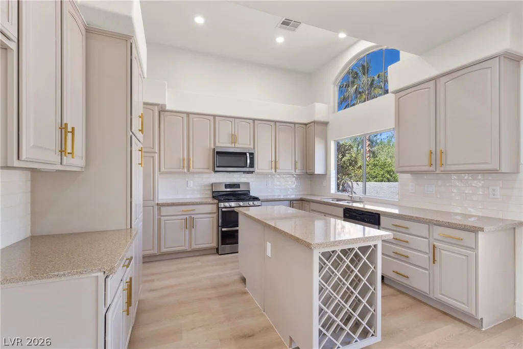 1700 Double Arrow, Las Vegas, NV 89128
