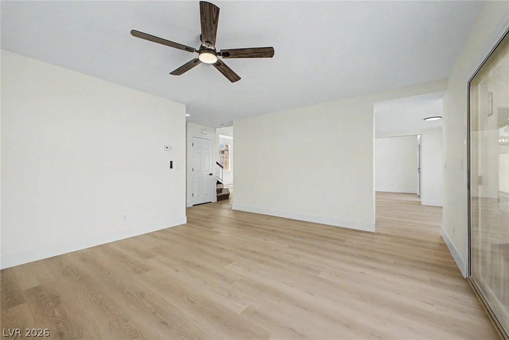 9812 Eagle Rock, Las Vegas, NV 89117