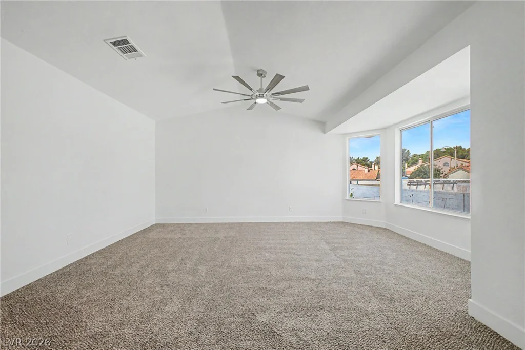 9812 Eagle Rock, Las Vegas, NV 89117