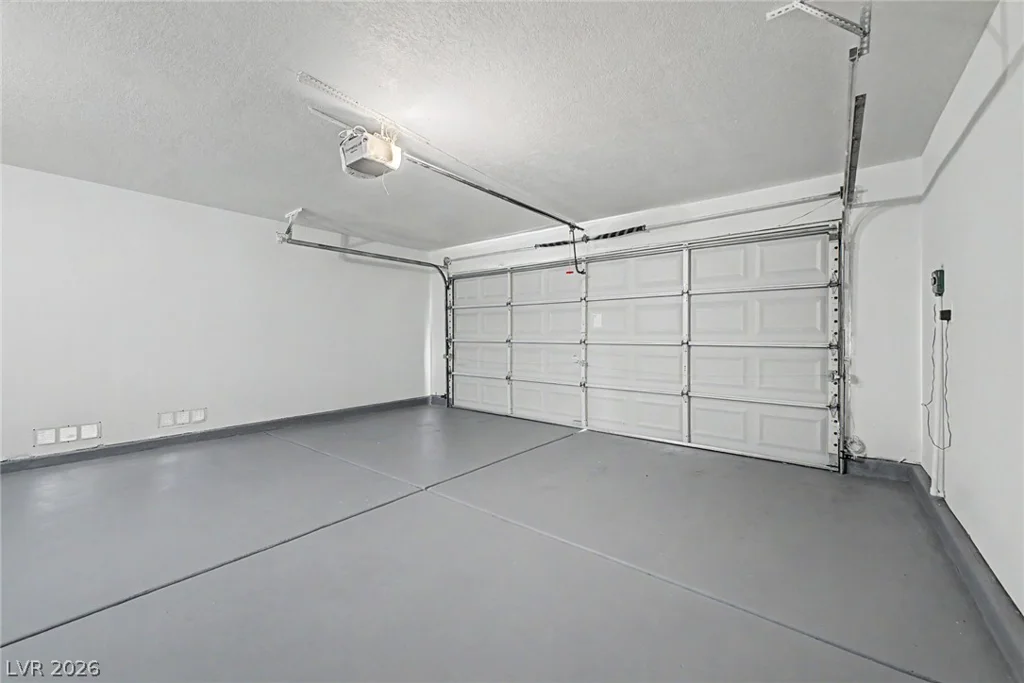 9812 Eagle Rock, Las Vegas, NV 89117