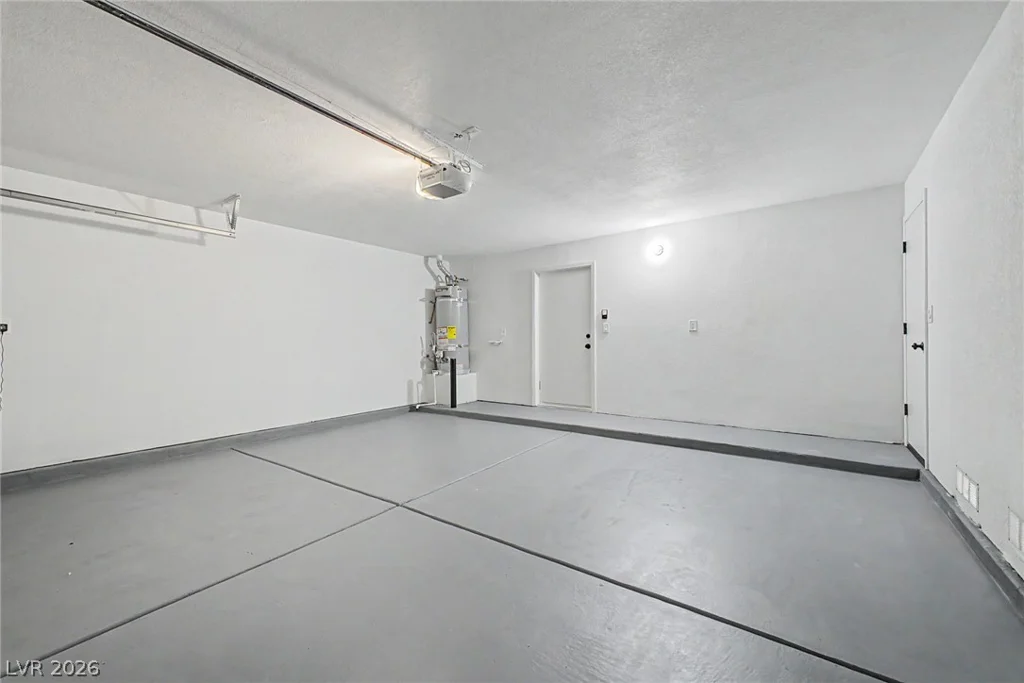 9812 Eagle Rock, Las Vegas, NV 89117