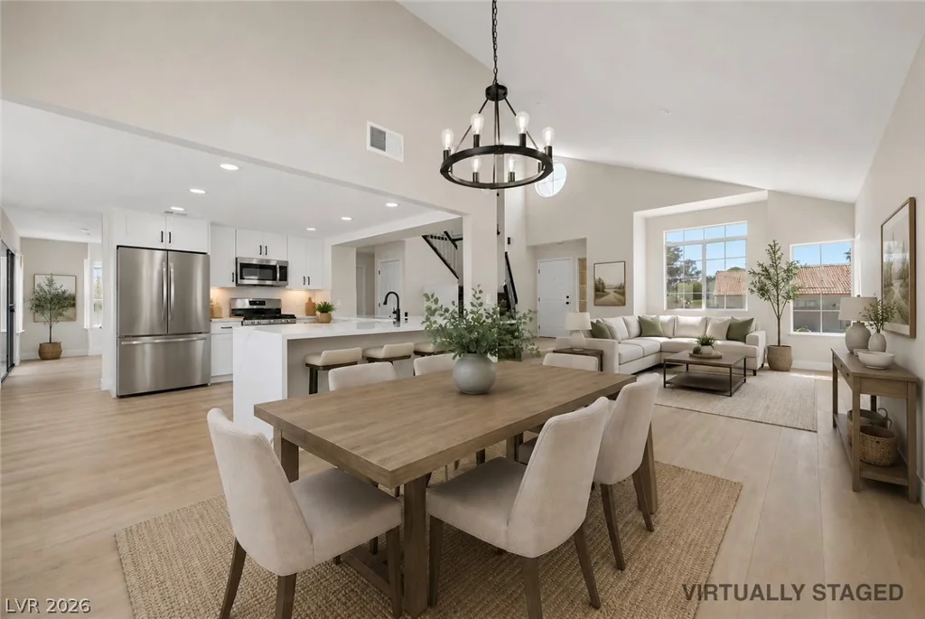 9812 Eagle Rock, Las Vegas, NV 89117