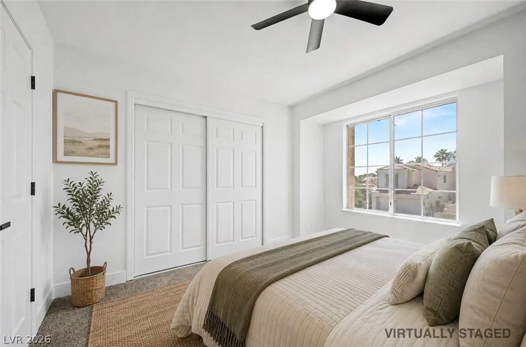 9812 Eagle Rock, Las Vegas, NV 89117