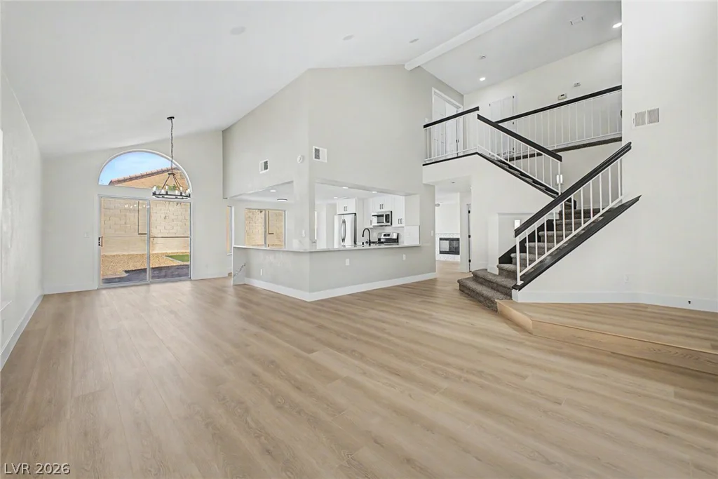 9812 Eagle Rock, Las Vegas, NV 89117