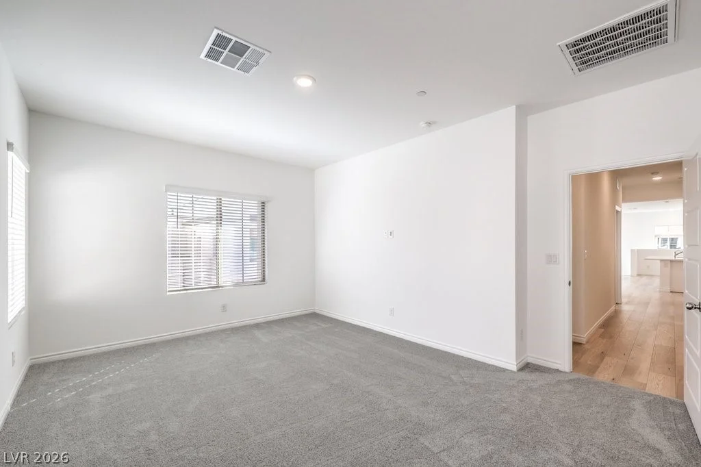 600 Carriage Hill, Las Vegas, NV 89138