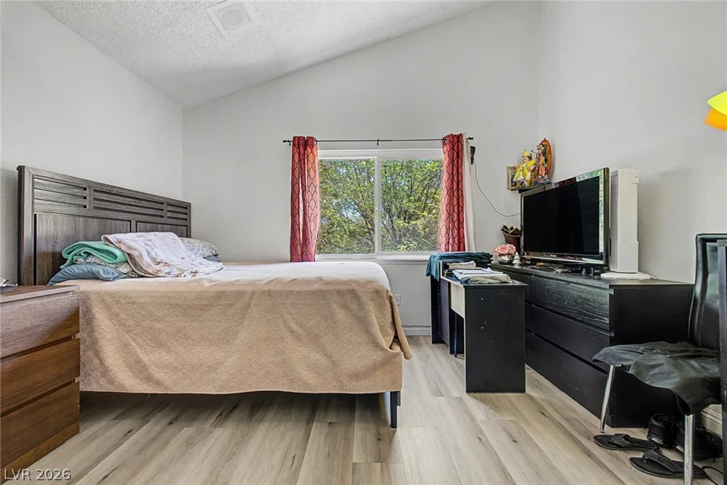 4551 Sirius, Las Vegas, NV 89102