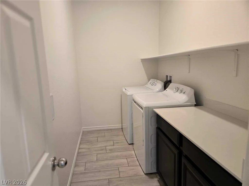 6967 Noah Raven, North Las Vegas, NV 89084