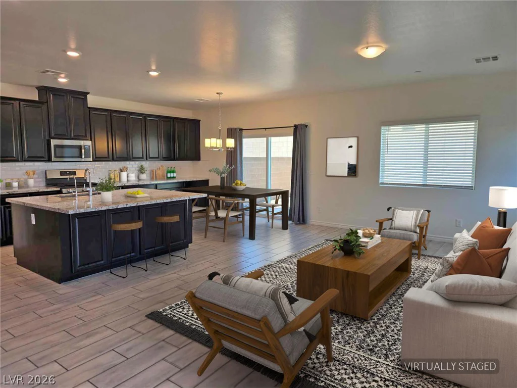 6967 Noah Raven, North Las Vegas, NV 89084