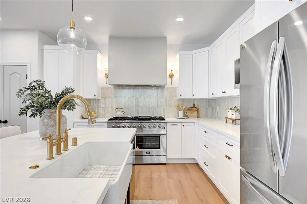 395 Suzanne Peak, Henderson, NV 89012