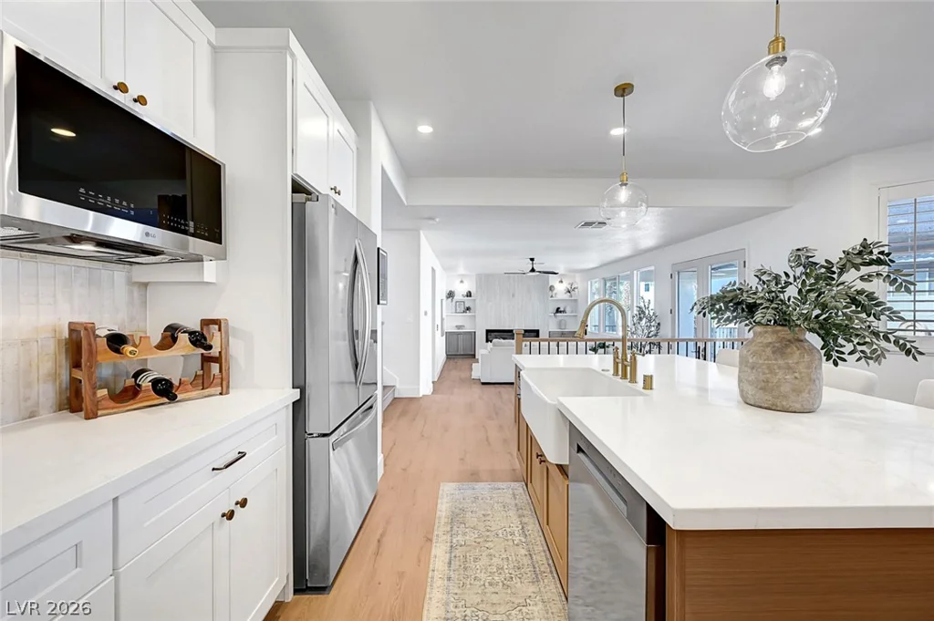 395 Suzanne Peak, Henderson, NV 89012