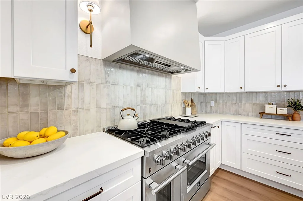 395 Suzanne Peak, Henderson, NV 89012