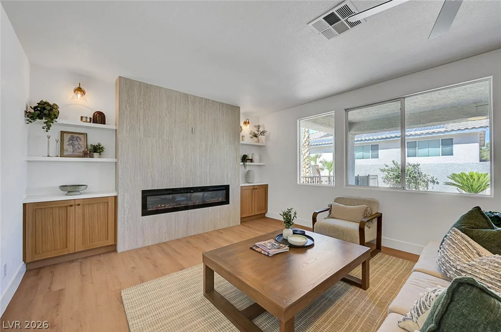 395 Suzanne Peak, Henderson, NV 89012