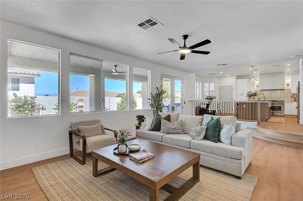 395 Suzanne Peak, Henderson, NV 89012