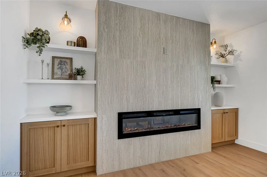 395 Suzanne Peak, Henderson, NV 89012