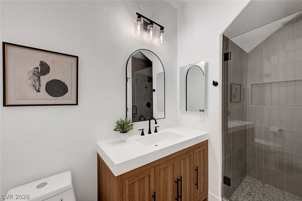 395 Suzanne Peak, Henderson, NV 89012