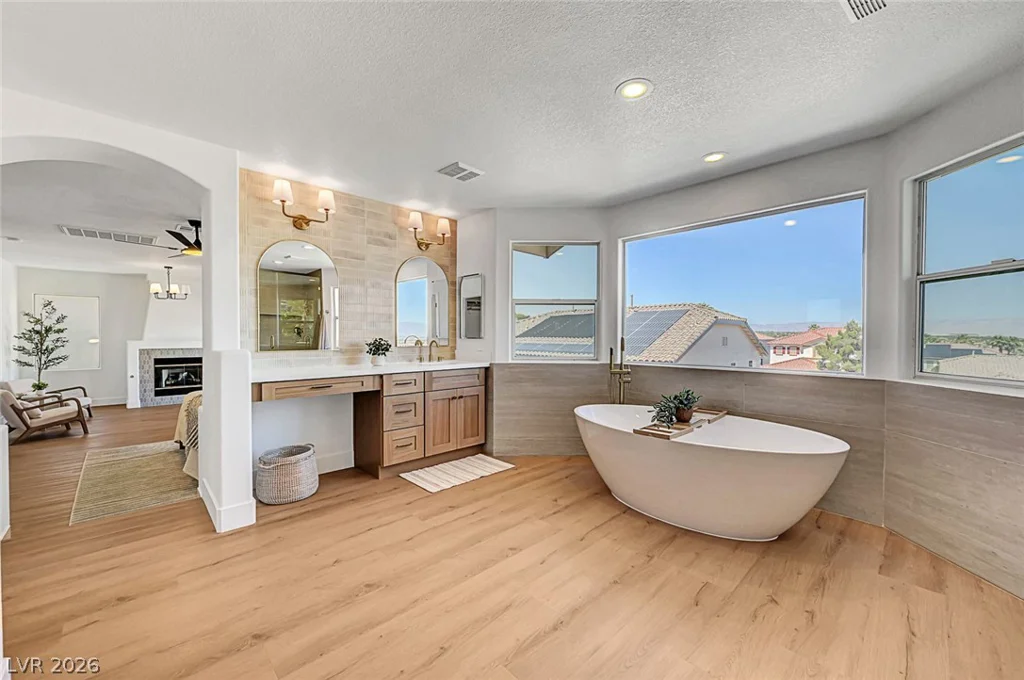 395 Suzanne Peak, Henderson, NV 89012