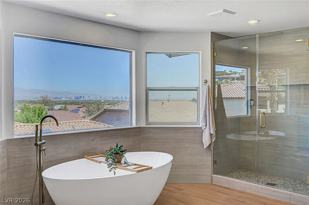 395 Suzanne Peak, Henderson, NV 89012