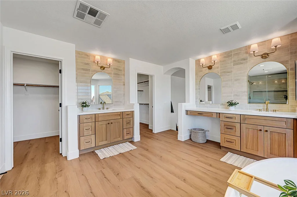 395 Suzanne Peak, Henderson, NV 89012