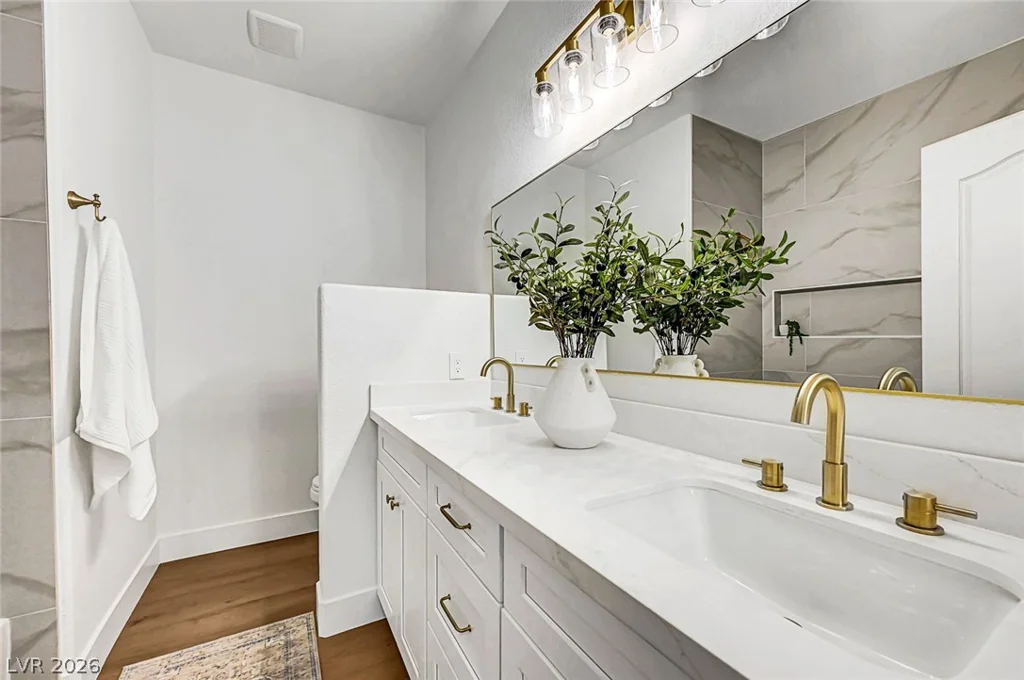 395 Suzanne Peak, Henderson, NV 89012