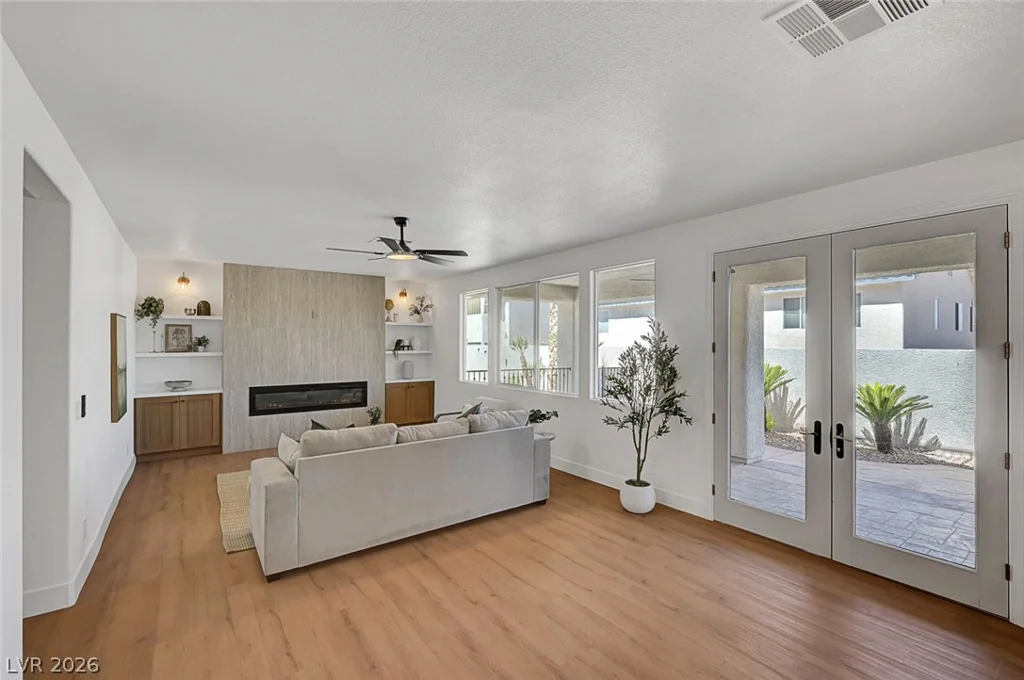 395 Suzanne Peak, Henderson, NV 89012