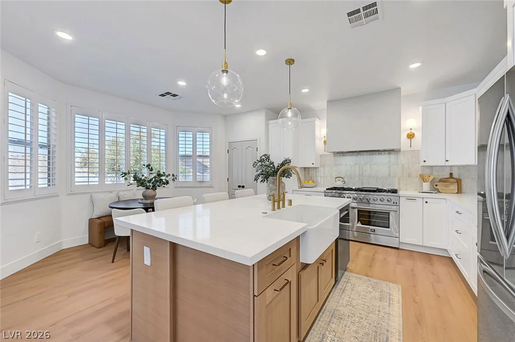 395 Suzanne Peak, Henderson, NV 89012