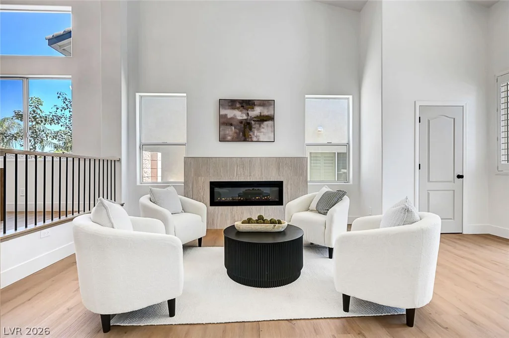 395 Suzanne Peak, Henderson, NV 89012