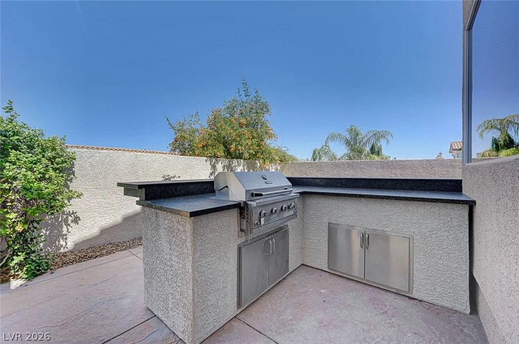 395 Suzanne Peak, Henderson, NV 89012