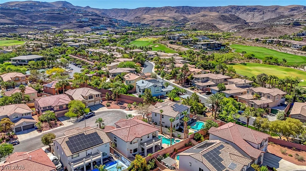 395 Suzanne Peak, Henderson, NV 89012
