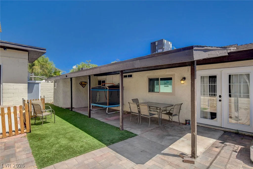 672 8th, Boulder City, NV 89005