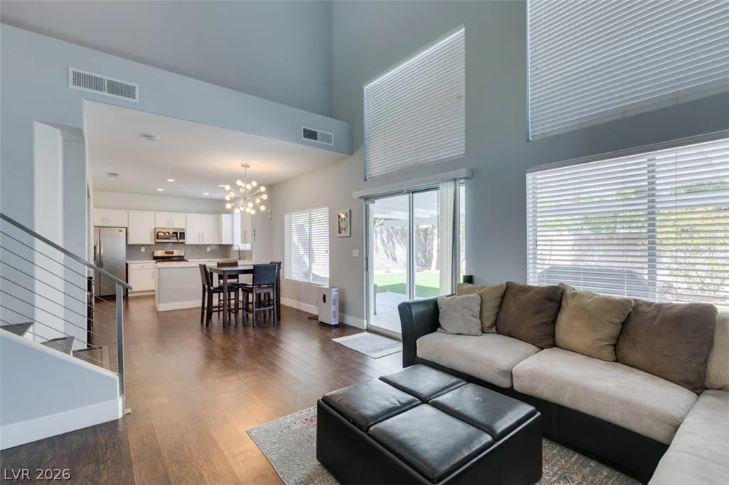 1013 Corsica, Las Vegas, NV 89144