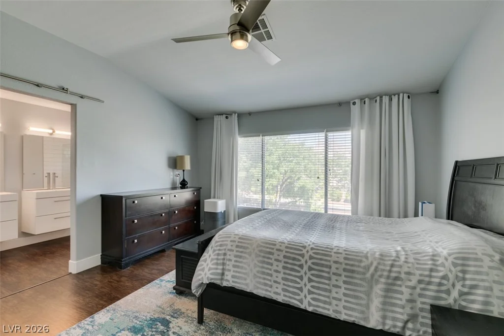 1013 Corsica, Las Vegas, NV 89144