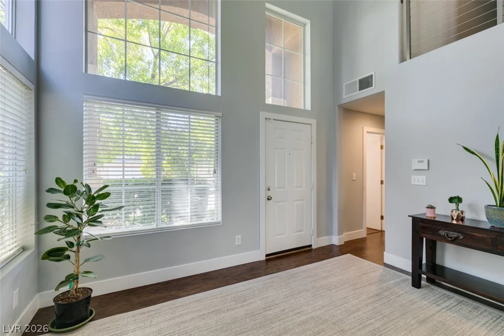 1013 Corsica, Las Vegas, NV 89144