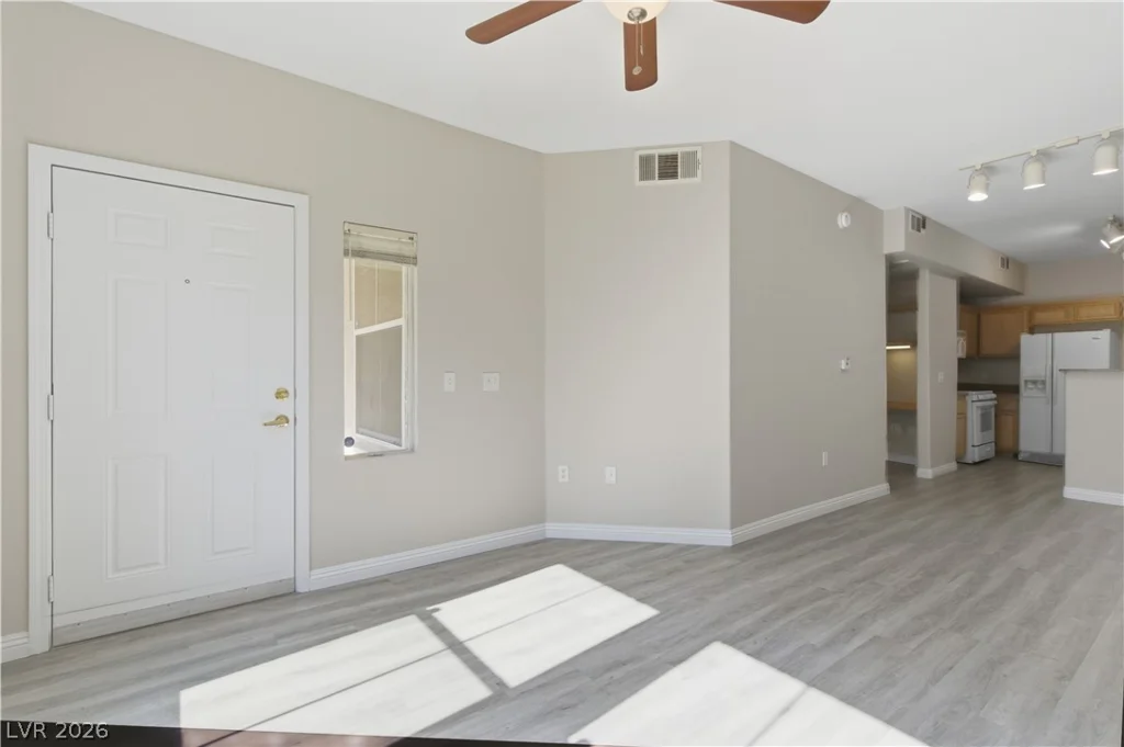 9975 Peace, Las Vegas, NV 89147