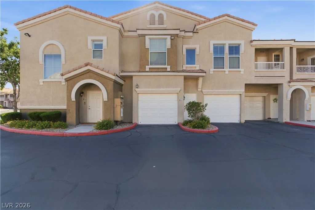 9975 Peace, Las Vegas, NV 89147