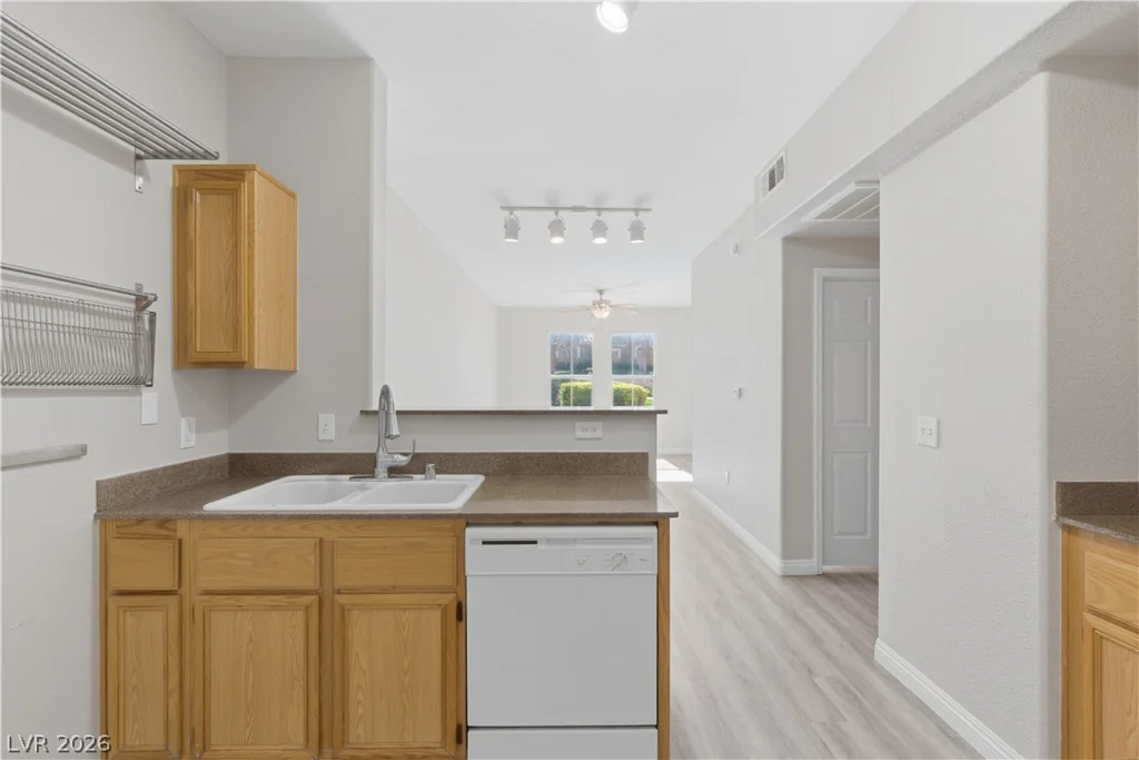 9975 Peace, Las Vegas, NV 89147