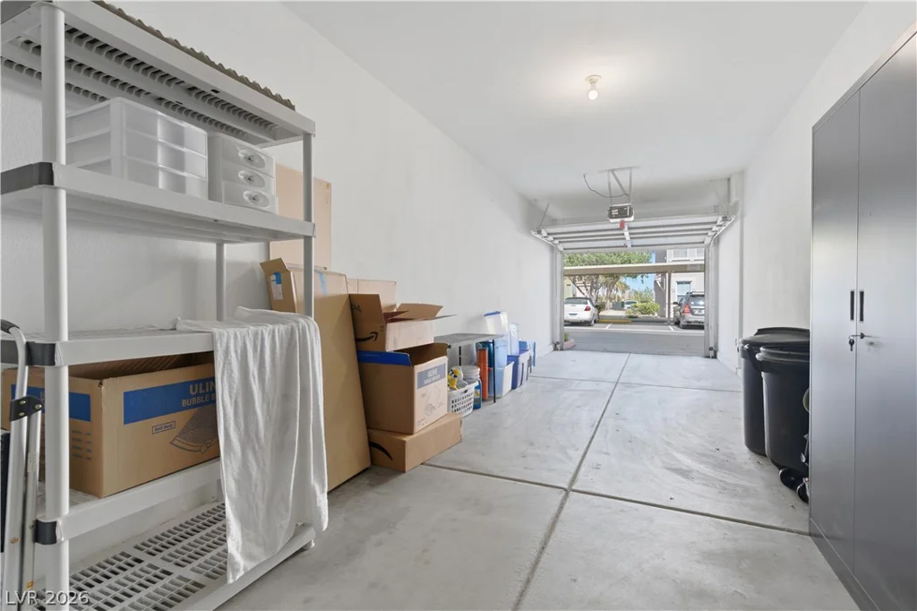 9975 Peace, Las Vegas, NV 89147