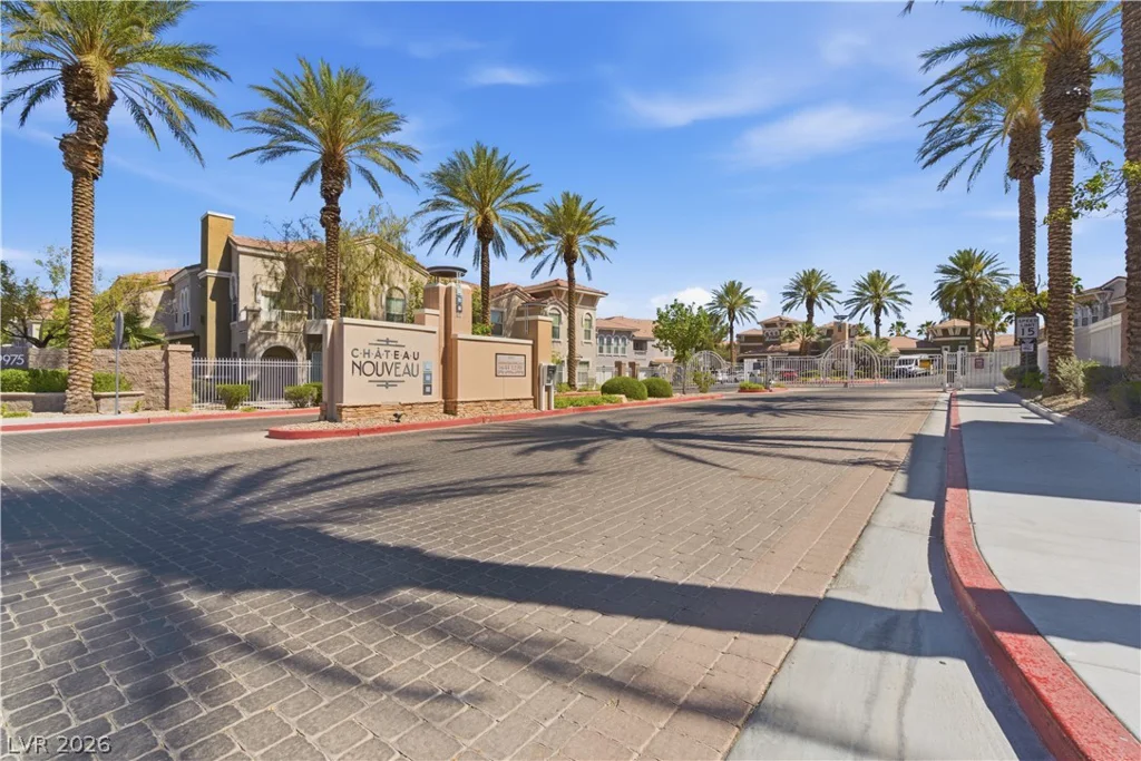 9975 Peace, Las Vegas, NV 89147