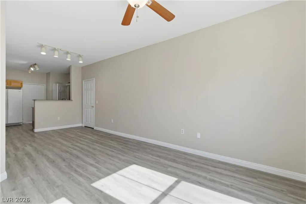9975 Peace, Las Vegas, NV 89147