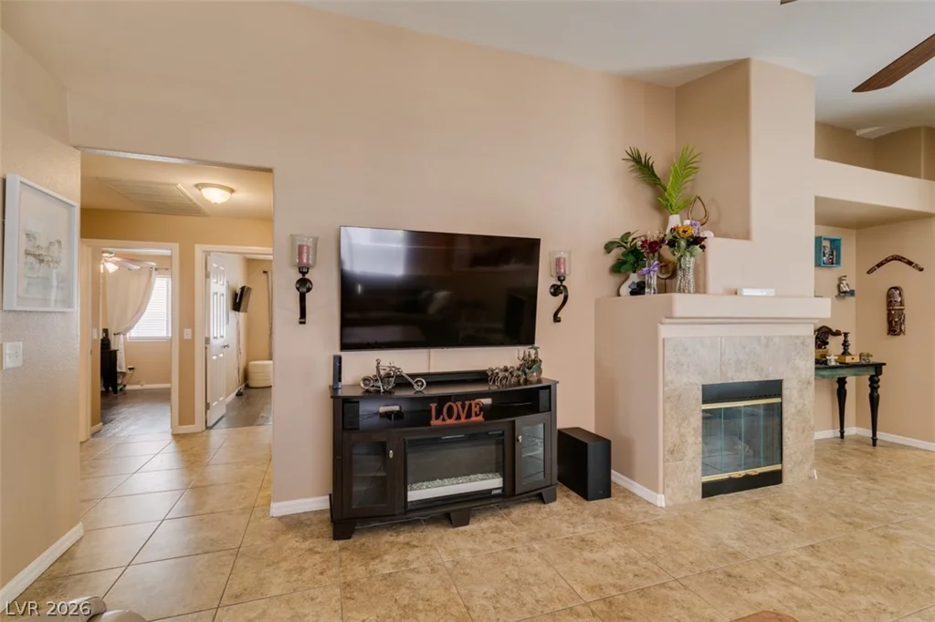 9365 Spellman, Las Vegas, NV 89123