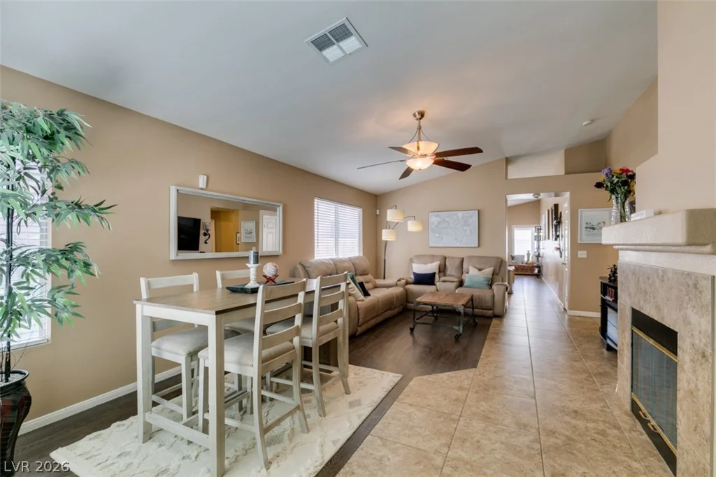 9365 Spellman, Las Vegas, NV 89123