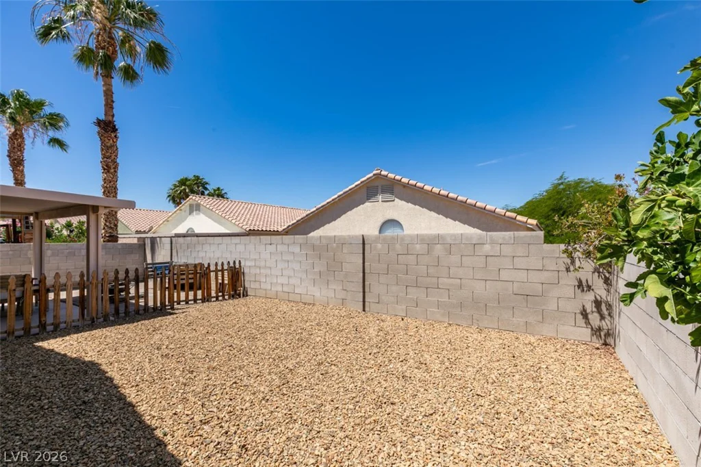 9365 Spellman, Las Vegas, NV 89123