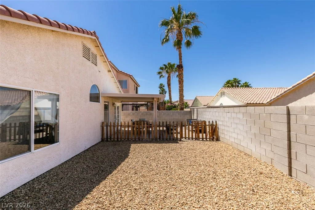 9365 Spellman, Las Vegas, NV 89123