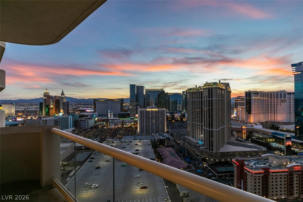 145 HARMON, Las Vegas, NV 89109