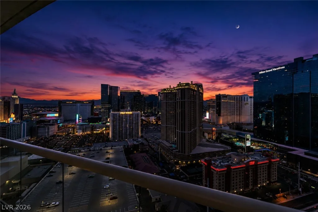 145 HARMON, Las Vegas, NV 89109