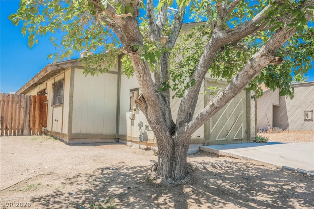 2108 San Simeon, Las Vegas, NV 89108